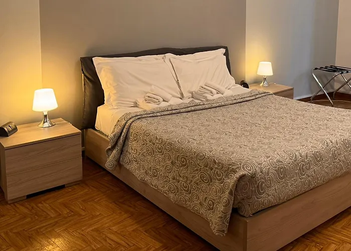 Duomo Amazing Downtown Centre דירה קומו