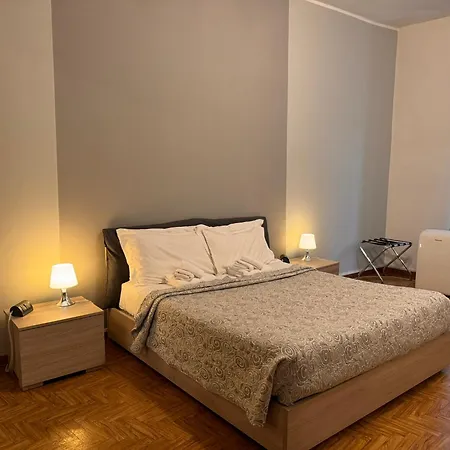 Apartament Duomo Amazing Downtown Centre Como