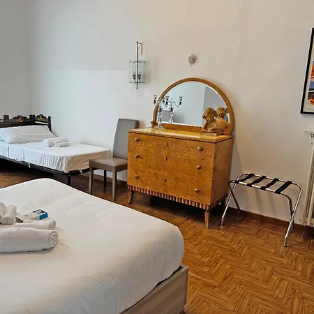 Duomo Amazing Downtown Centre Апартаменты *